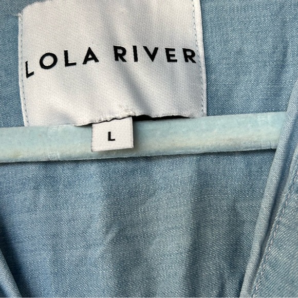 Lola River Blue Denim Chambray Button Up Light Was Short Sleeve Shirt - Picture 4 of 8